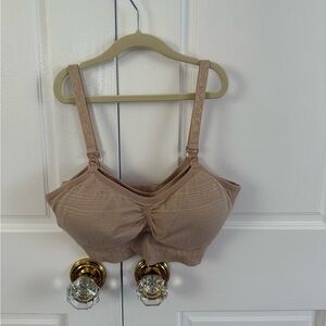 Kindred Bravely Nude Full-Coverage Bra Smooth Supportive Design